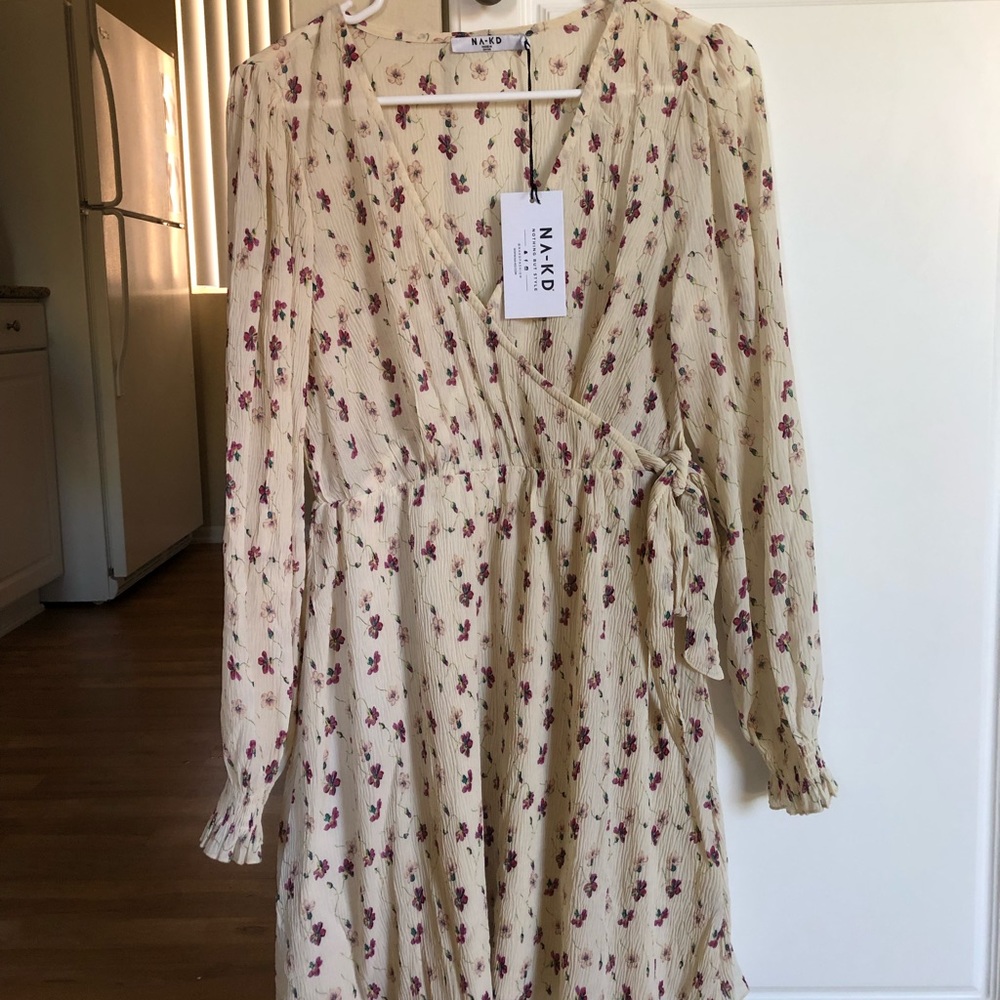 NA-KD Summer Floral Dress